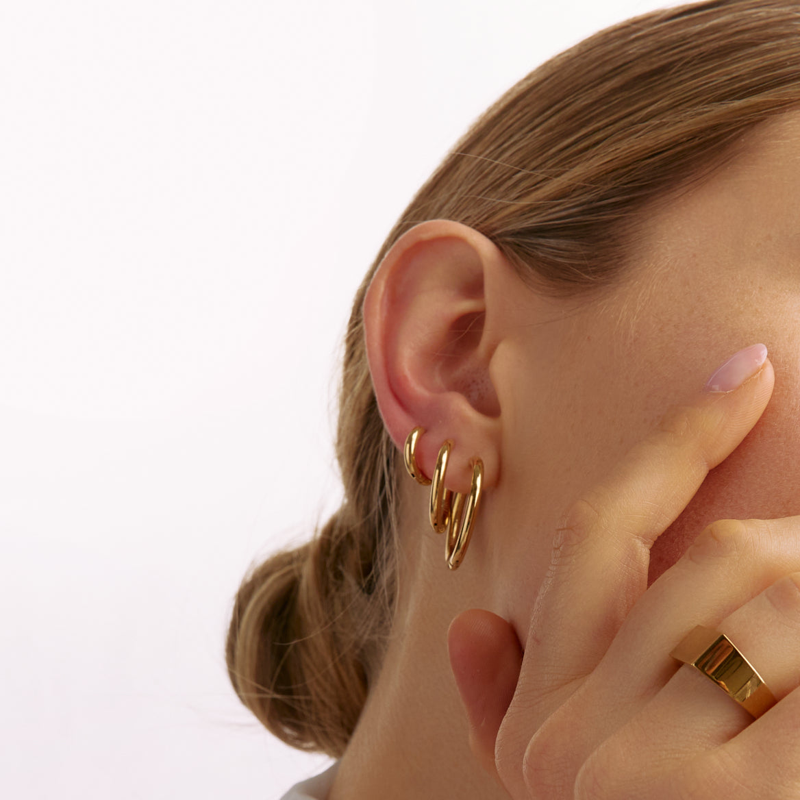 Simple Hoop Earrings - Earrings - The Steel Shop