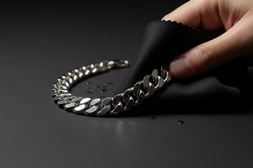 How to clean stainless steel jewelry