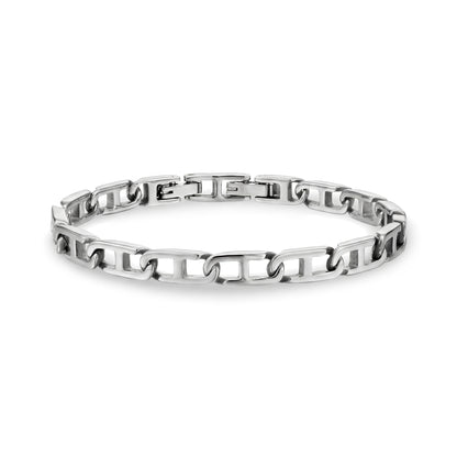 Close-up view of a contemporary flat link men's bracelet made of polished stainless steel with a 4.5mm wide chain.