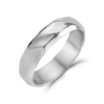 Wavy Shine Band - Women Ring - The Steel Shop